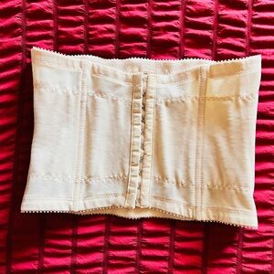 Vintage 1970s 1980s Womens Waist Nipper Corset